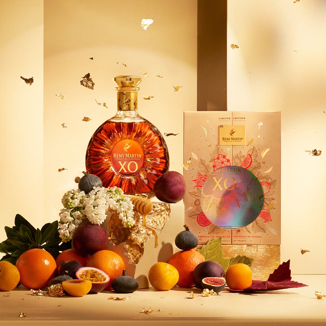 ブランデー REMYMARTIN BLUELIMOGESPORCELAINDECANTER Amazon.co.jp: REMY MARTIN (レミーマルタン) XO [ ブランデー